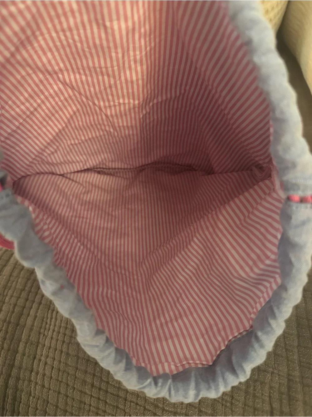 Vineyard Vines Oxford Blue Drawstring Bag with Pink Flamingo & Green Alligator